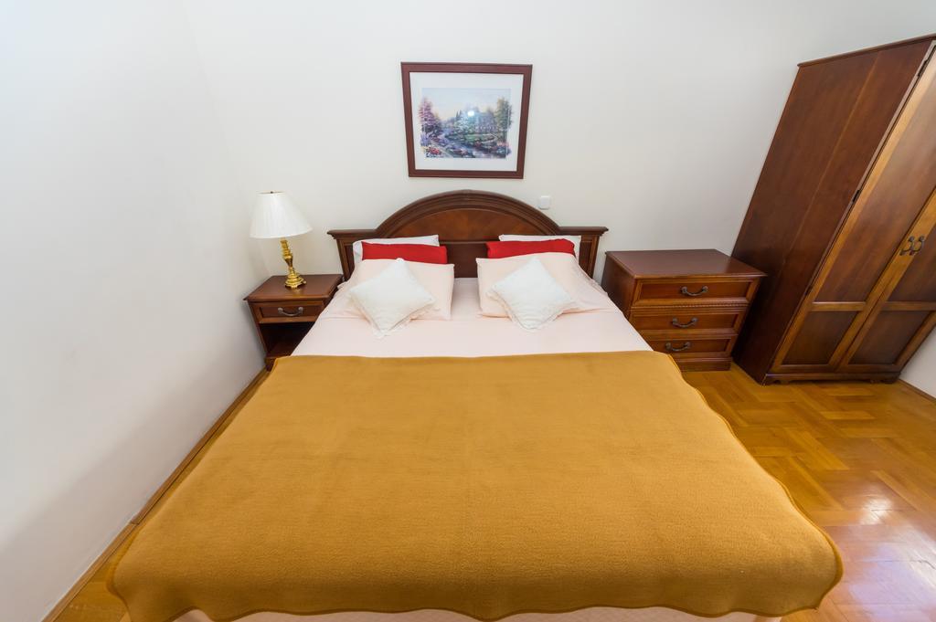 Guest House Golden Shell 1 ムルテル エクステリア 写真